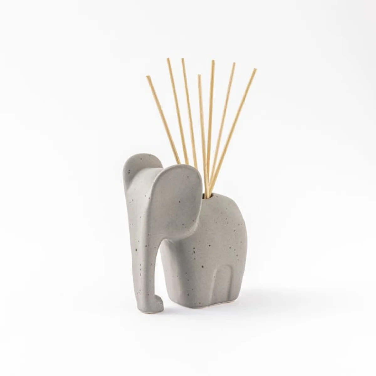 Elephant Diffuser Honey and Saffron 100ml Beige – image 4