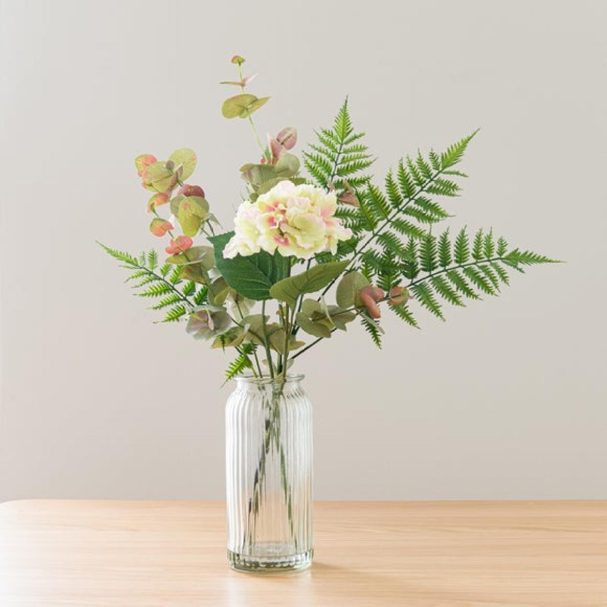 Artificial Hydrangea & Eucalyptus Bouquet in Vase & Fresh Linen Diffuser Gift Set – image 2
