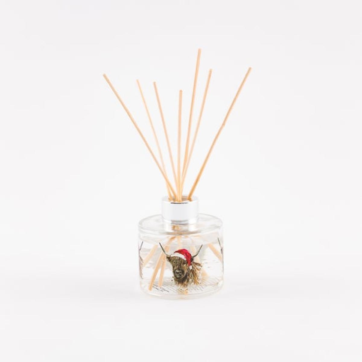 Christmas Highland Cow Linen Diffuser – image 3