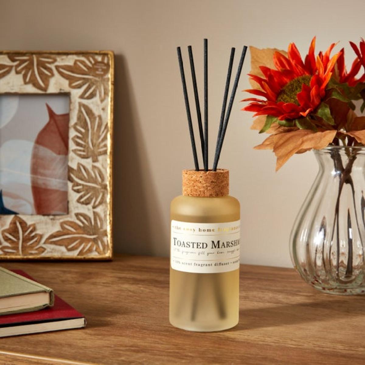 Toasted Marshmallows Frosted Diffuser – image 1