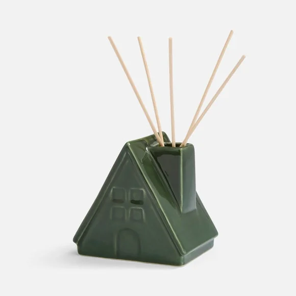 Winter Thyme Ceramic Hut Diffuser – image 3