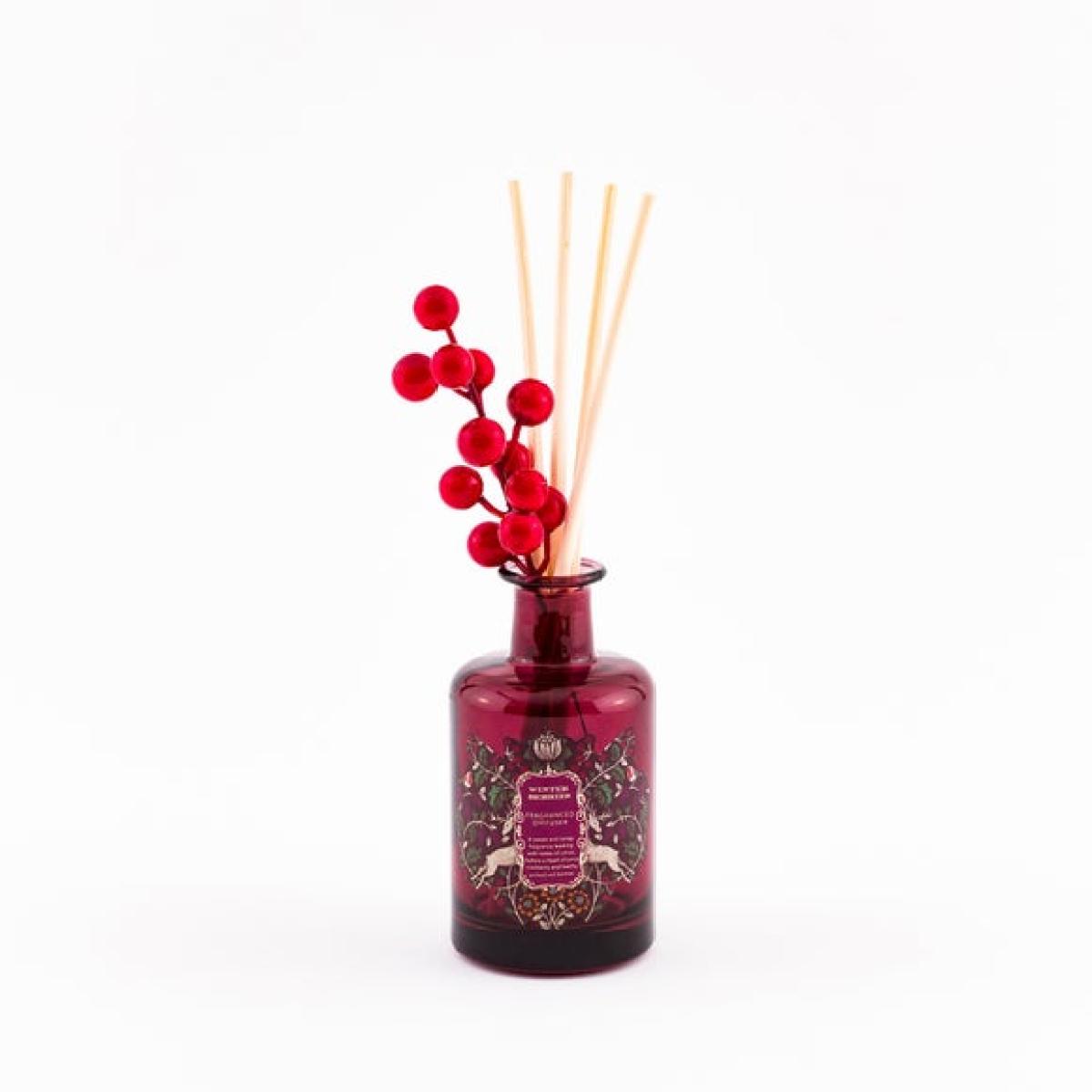 Festive Winter Berries Diffuser – image 3