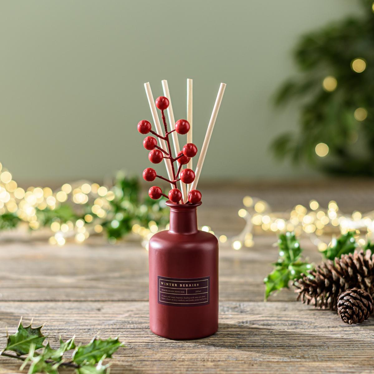 Winter Berries Diffuser Red – image 2