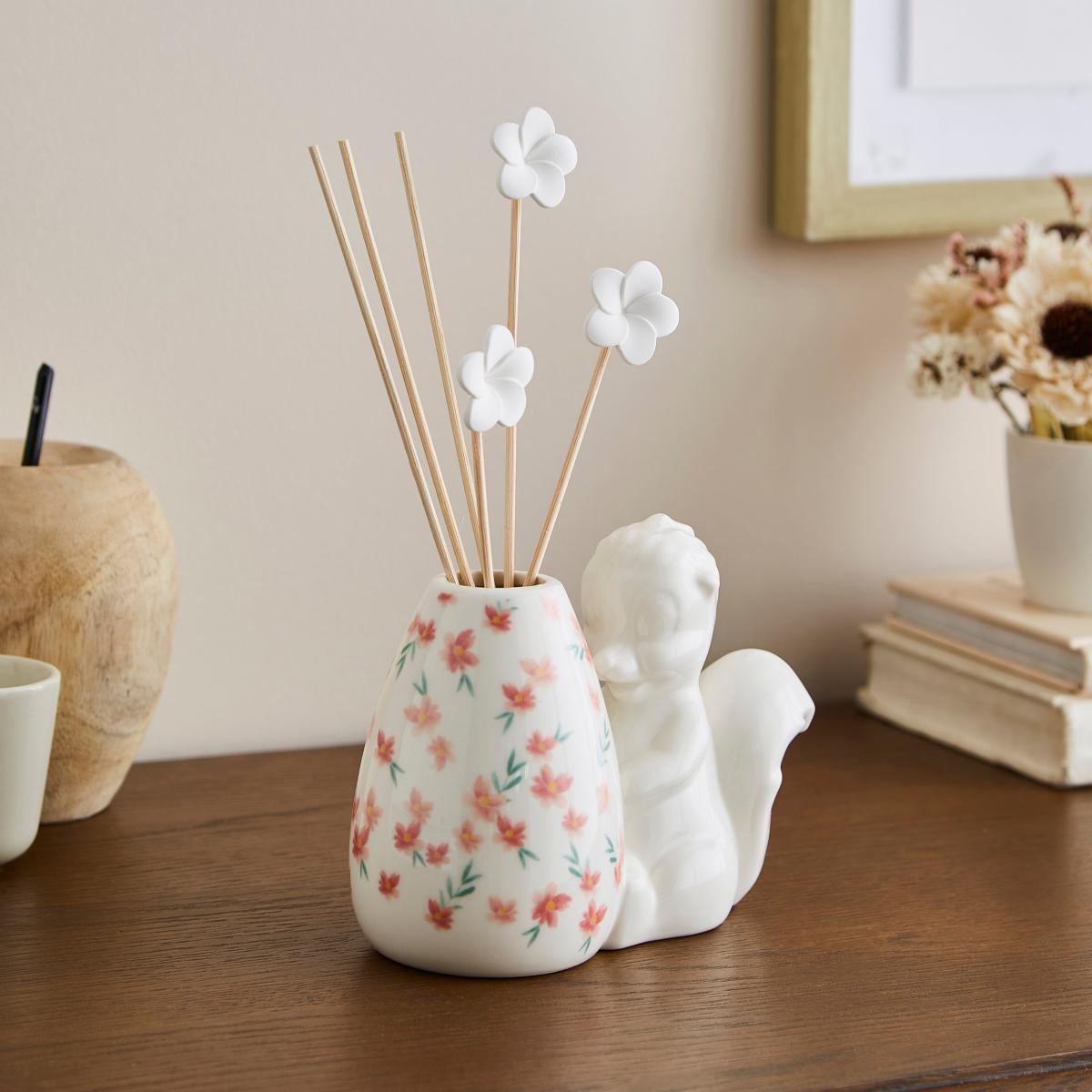Disney Squirrel Blossoming Blooms Diffuser White – image 1