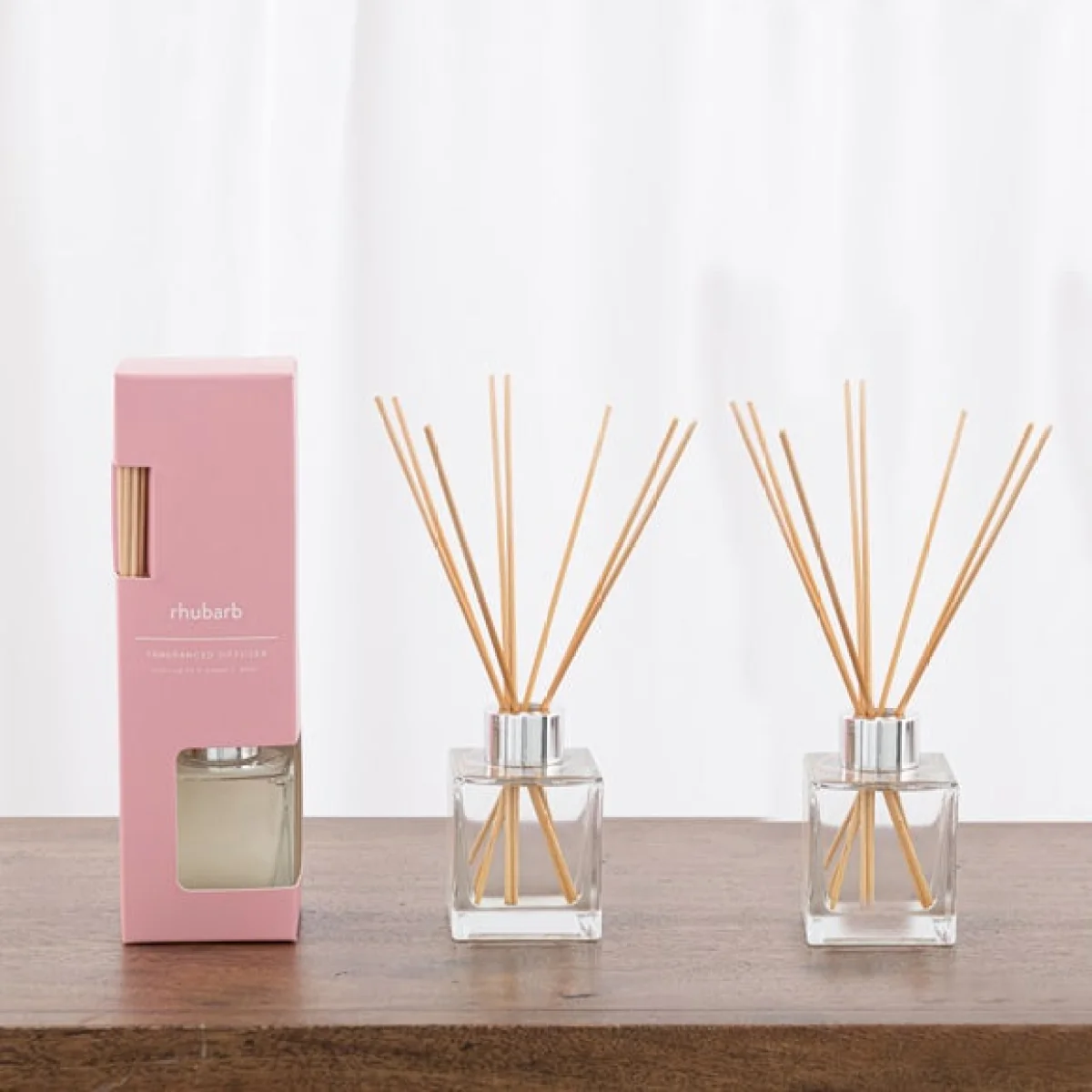 Set of 2 Rhubarb Diffusers Pink