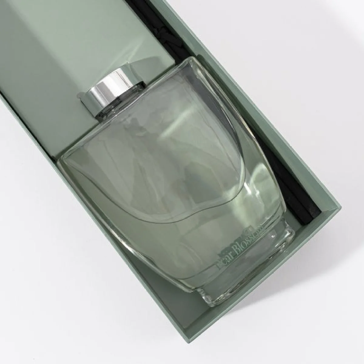Moments Pear Blossom Diffuser – image 6
