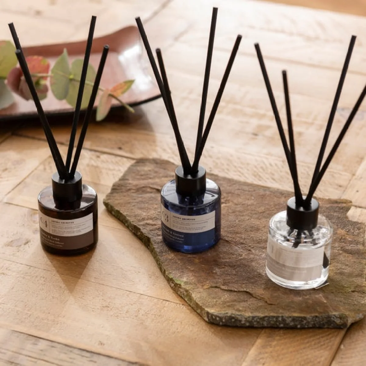 Set of 3 Black Pepper & Sandalwood, Amber & Tonka and Sea Salt & Vetiver Diffuser Gift Set Clear – image 2
