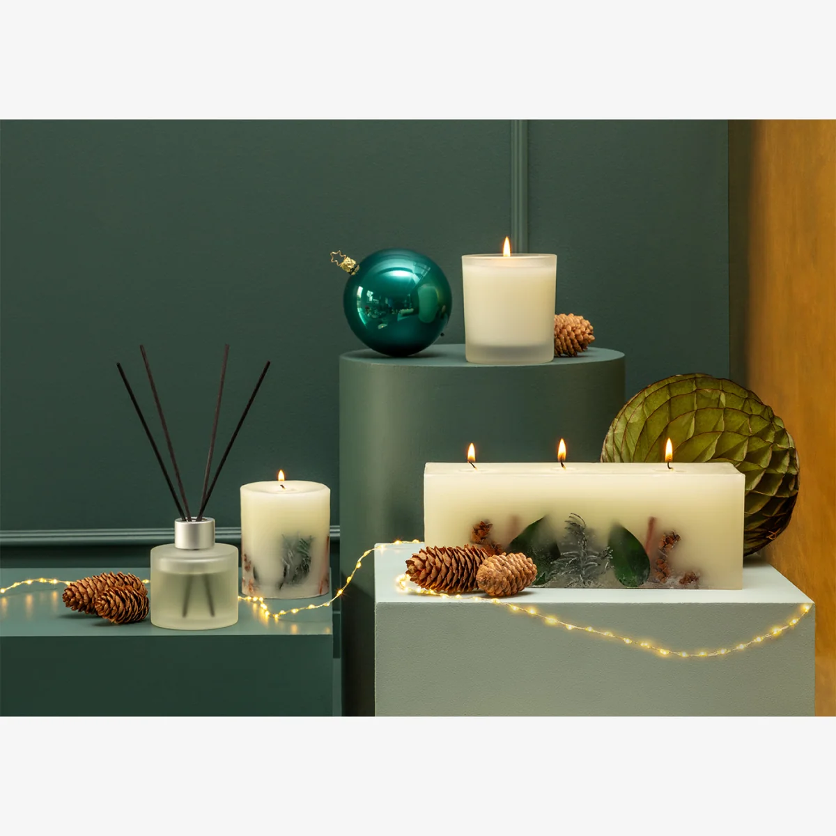 Heal's Frankincense & Pine Natural Reed Diffuser – image 1