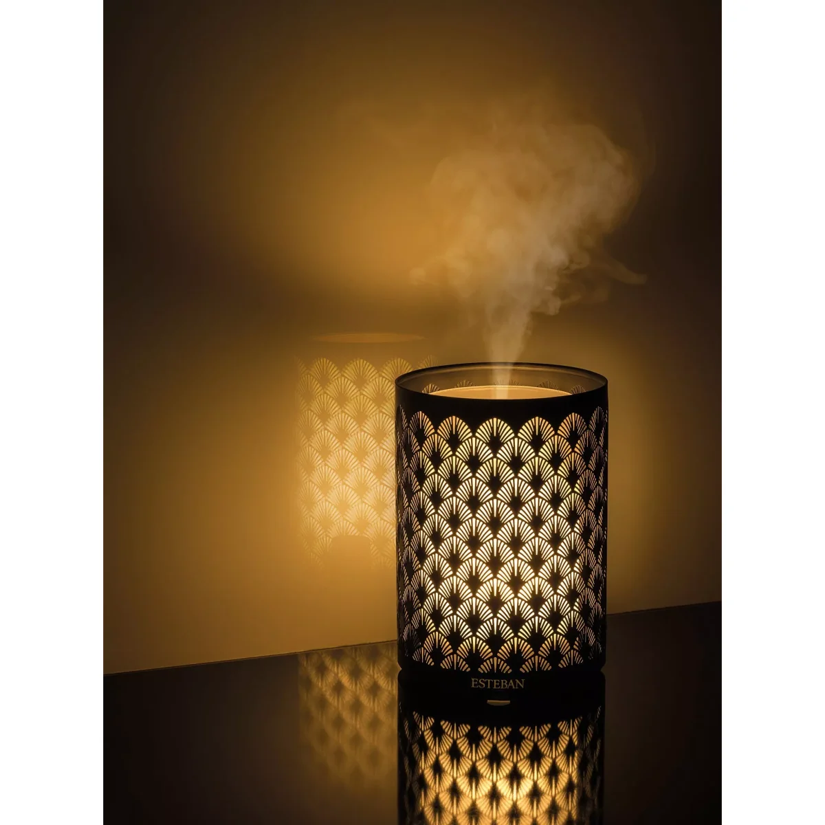 Esteban Art Deco Light Effects Diffuser – image 5