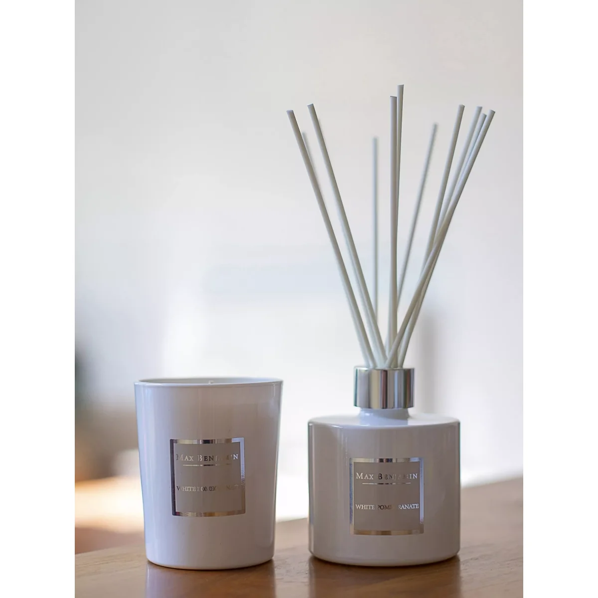 Max Benjamin White Pomegranate Reed Diffuser, 150ml – image 4