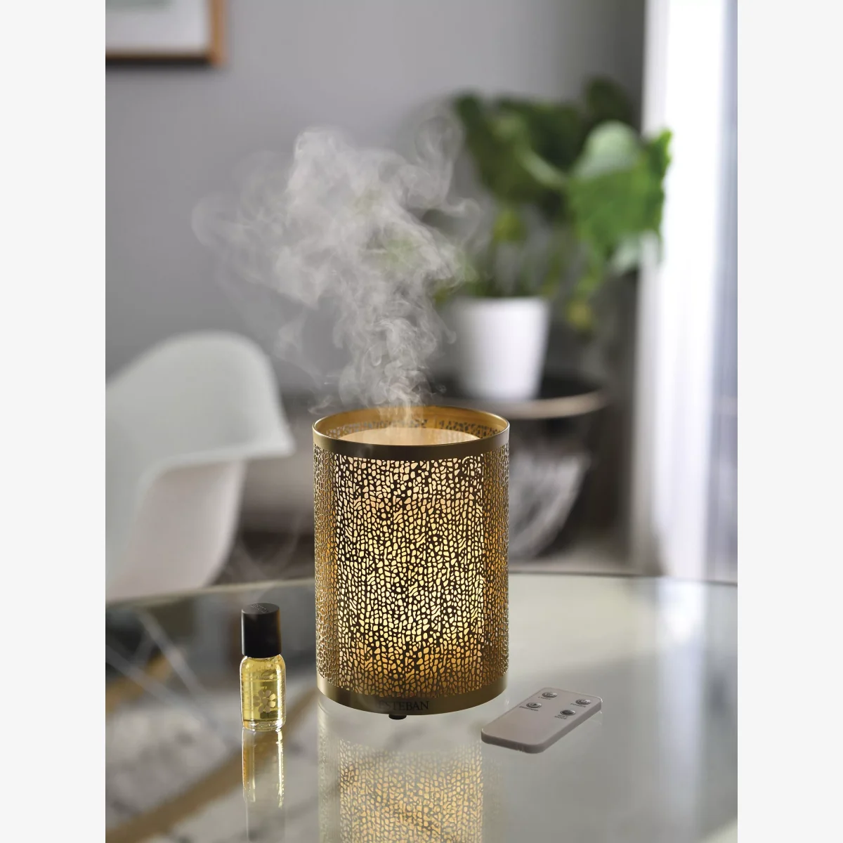 Esteban Ultrasonic Perfume Mist Diffuser, Gold – image 1