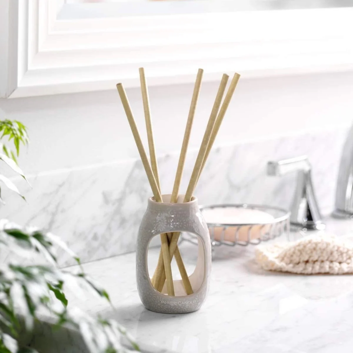 Yankee Reed Pre-Fragranced Diffusers Refill Sticks - Yellow – image 1
