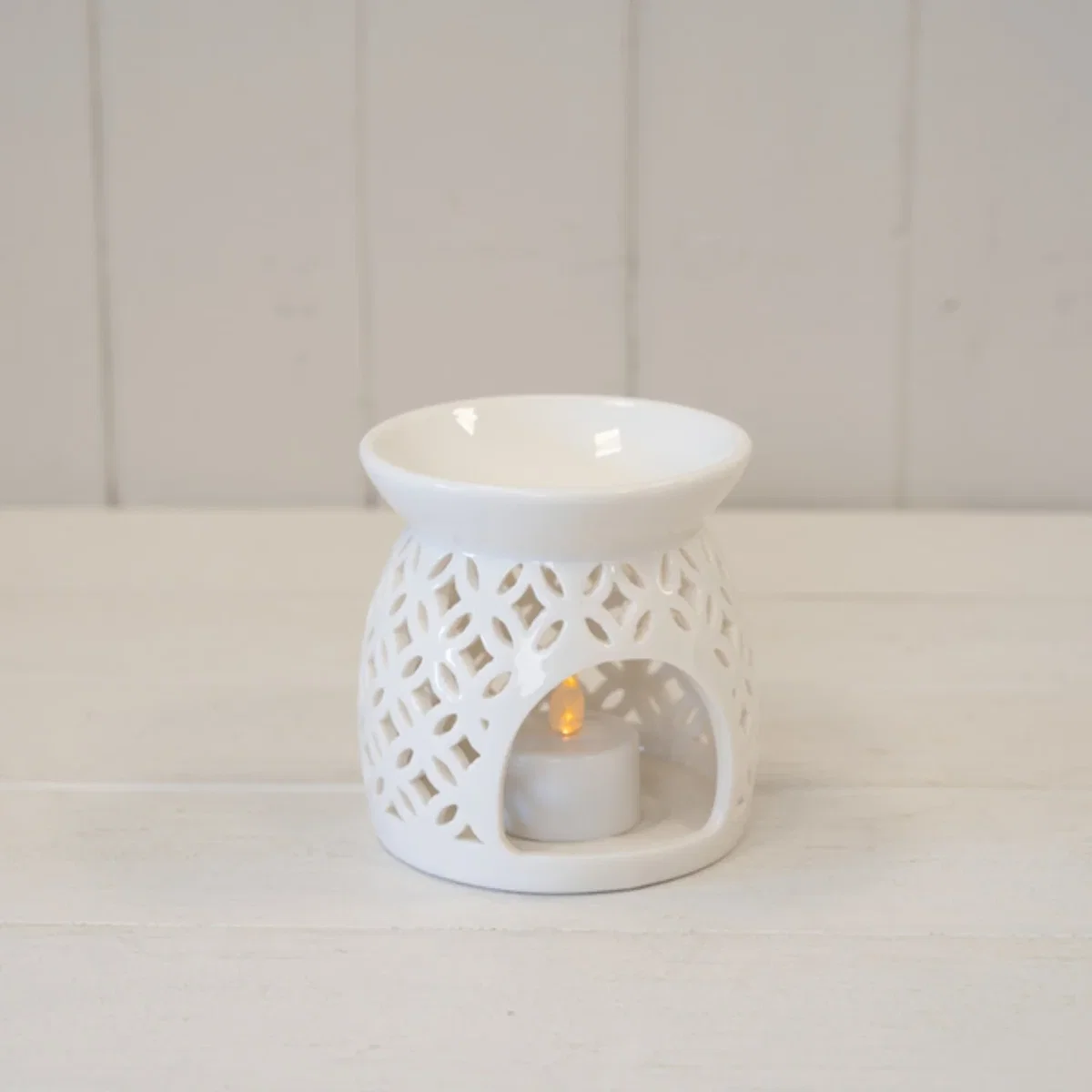 Medium White Ceramic Glazed Oil Burner with Cut Out Detail - White – image 2