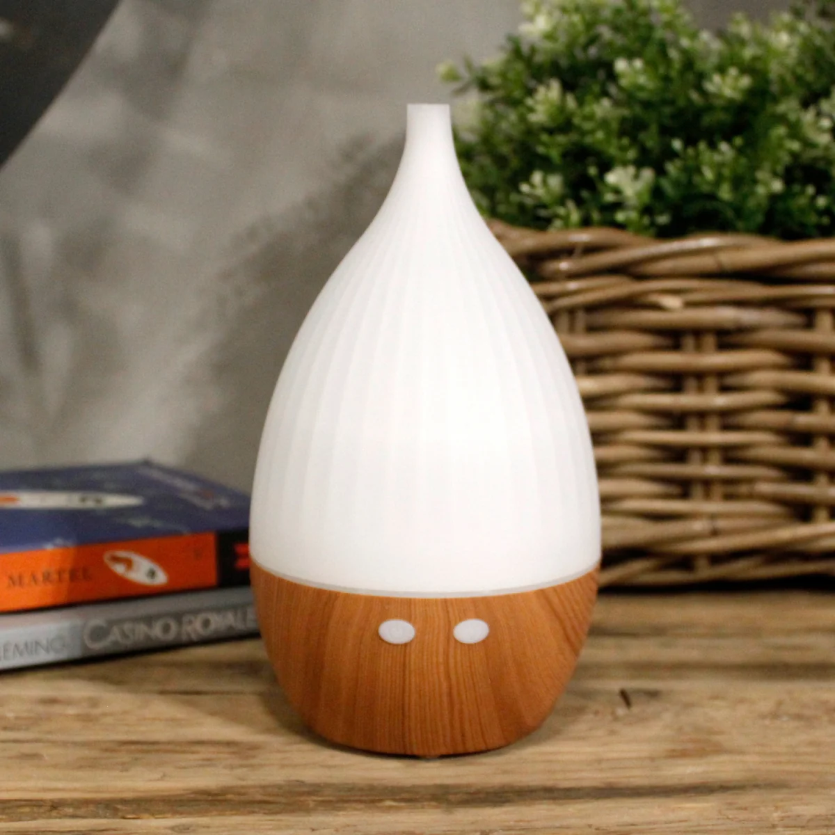 Milan Atomiser USB Colour Change LED Light Diffuser Ultrasonic - White – image 1