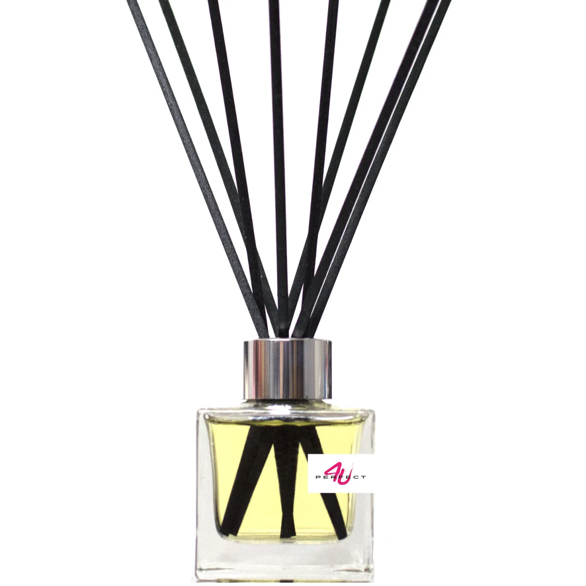 Strawberry and Rhubarb Reed Diffuser - Clear – image 2