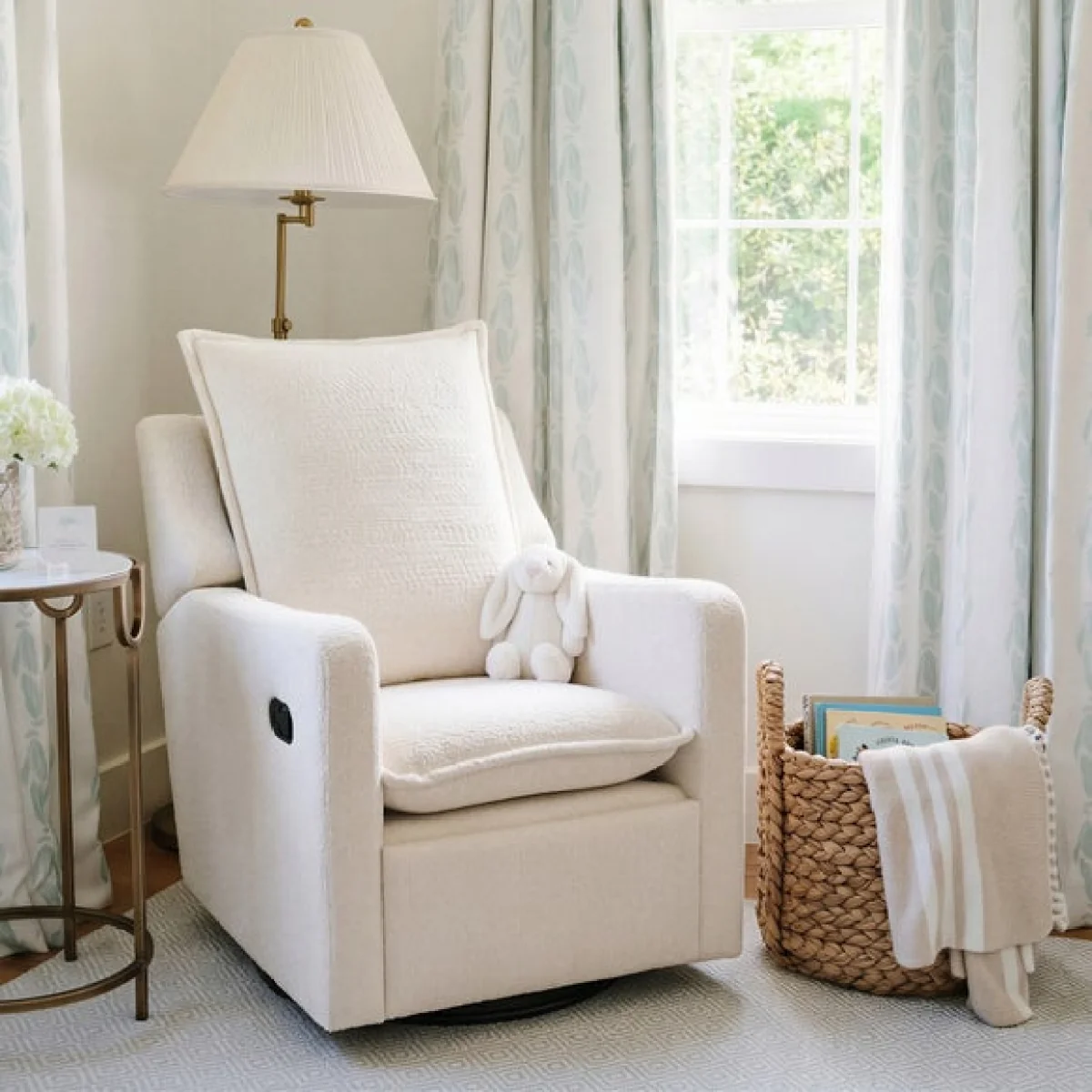 Bebe & Beyond Boucle Nestler Recliner Chair – image 1