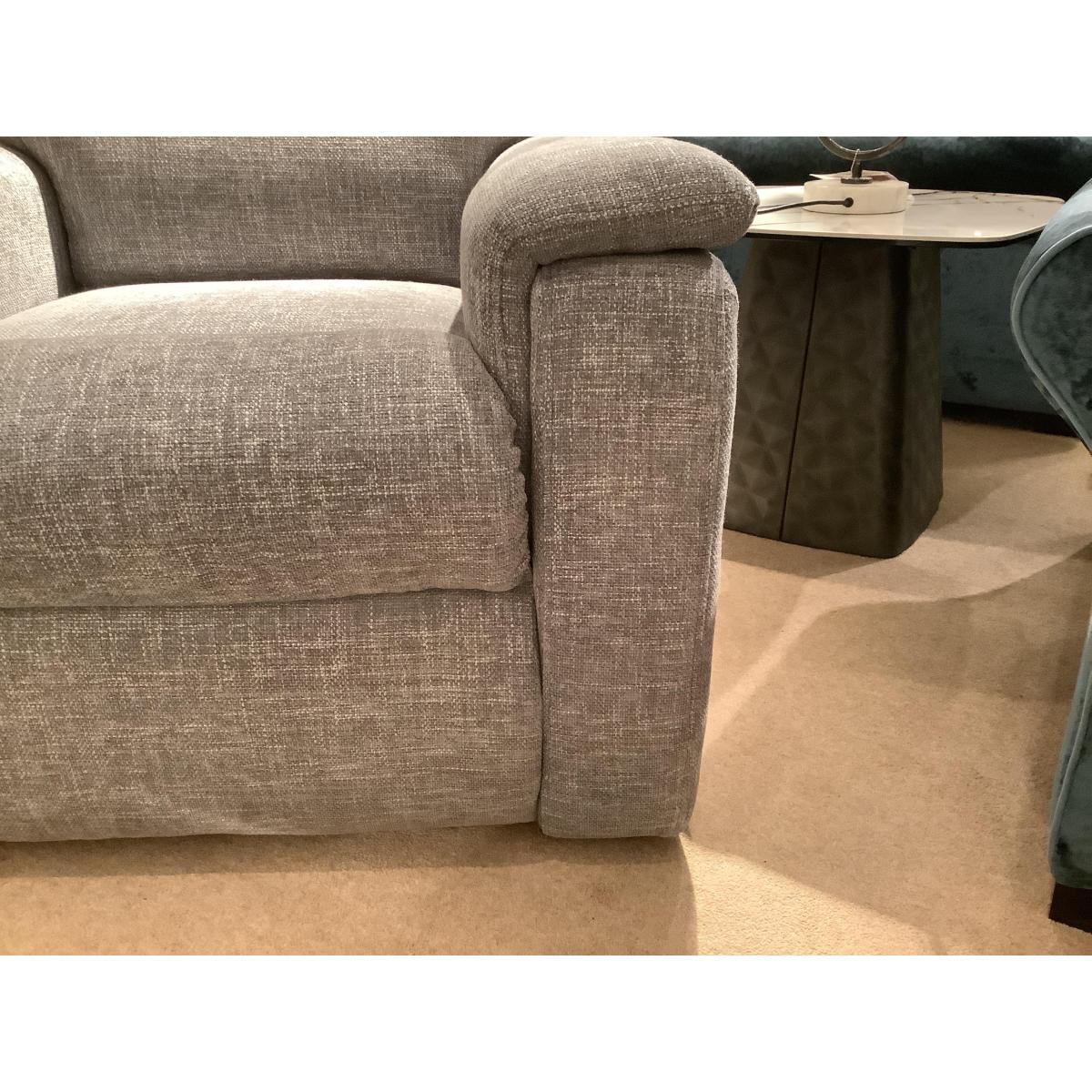 KIRK LIFT AND RISE RECLINER CHAIR – image 4