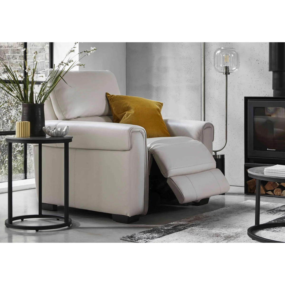 World of Leather - Nixon Leather Power Recliner Chair - BV Pebble – image 3
