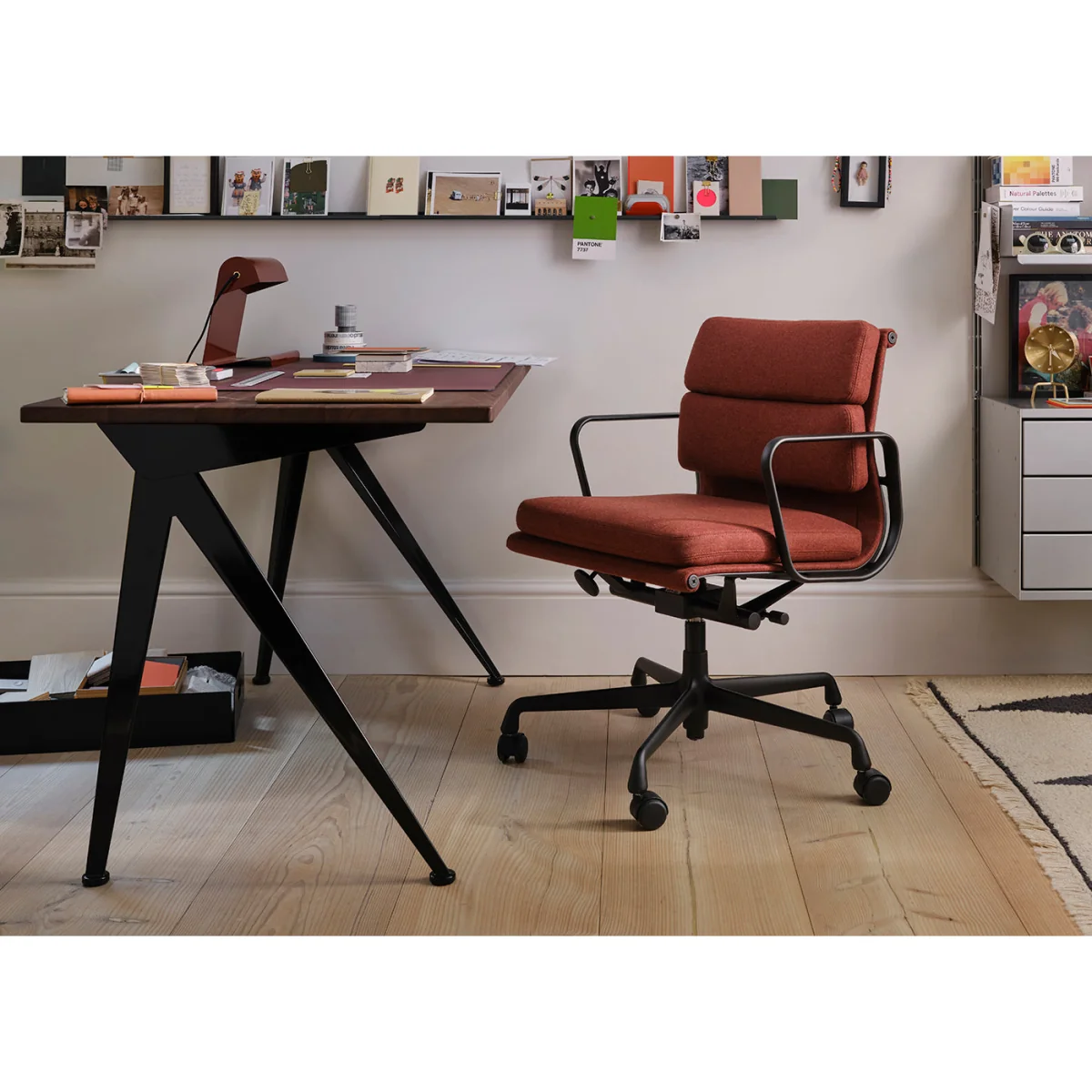 Heal's Eames Soft Pad Chair EA 217 – image 2