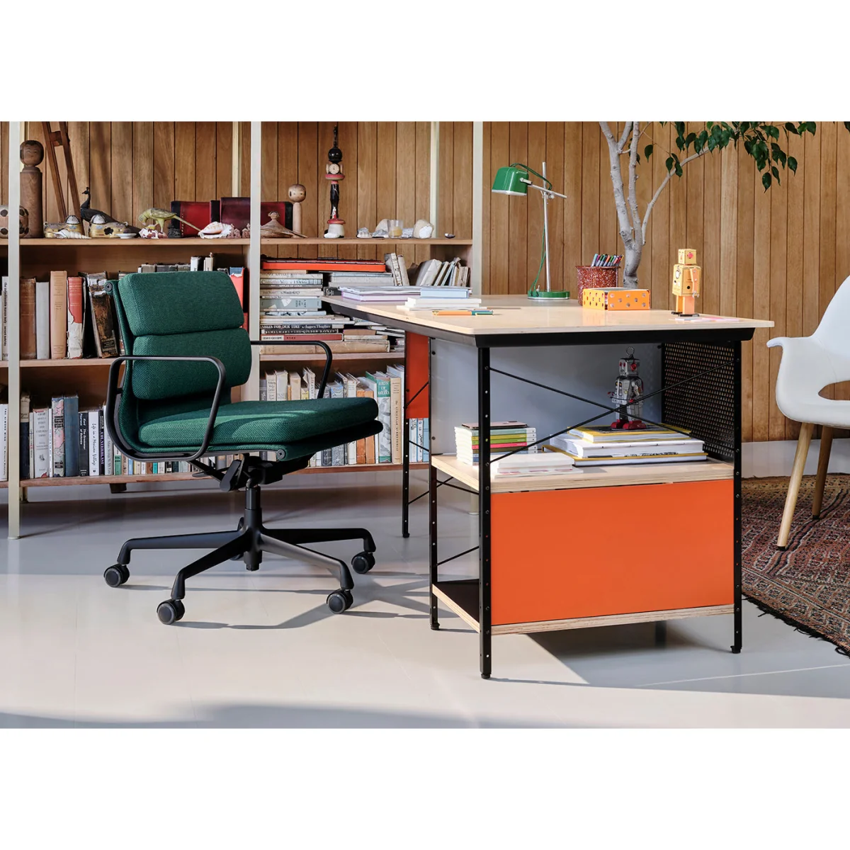 Heal's Eames Soft Pad Chair EA 217 – image 3