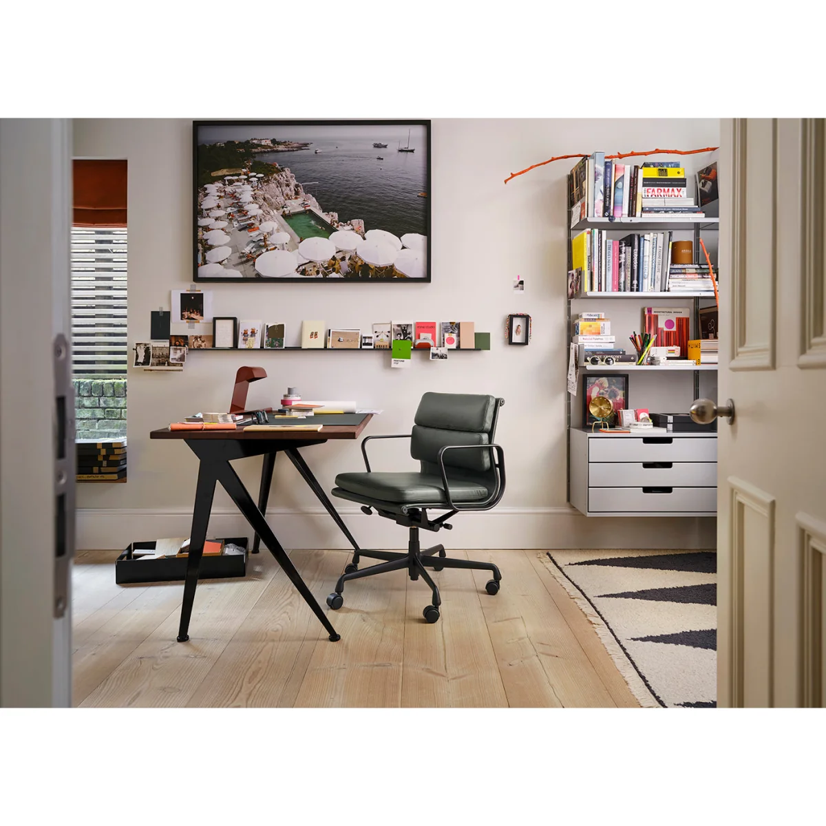 Heal's Eames Soft Pad Chair EA 217 – image 4