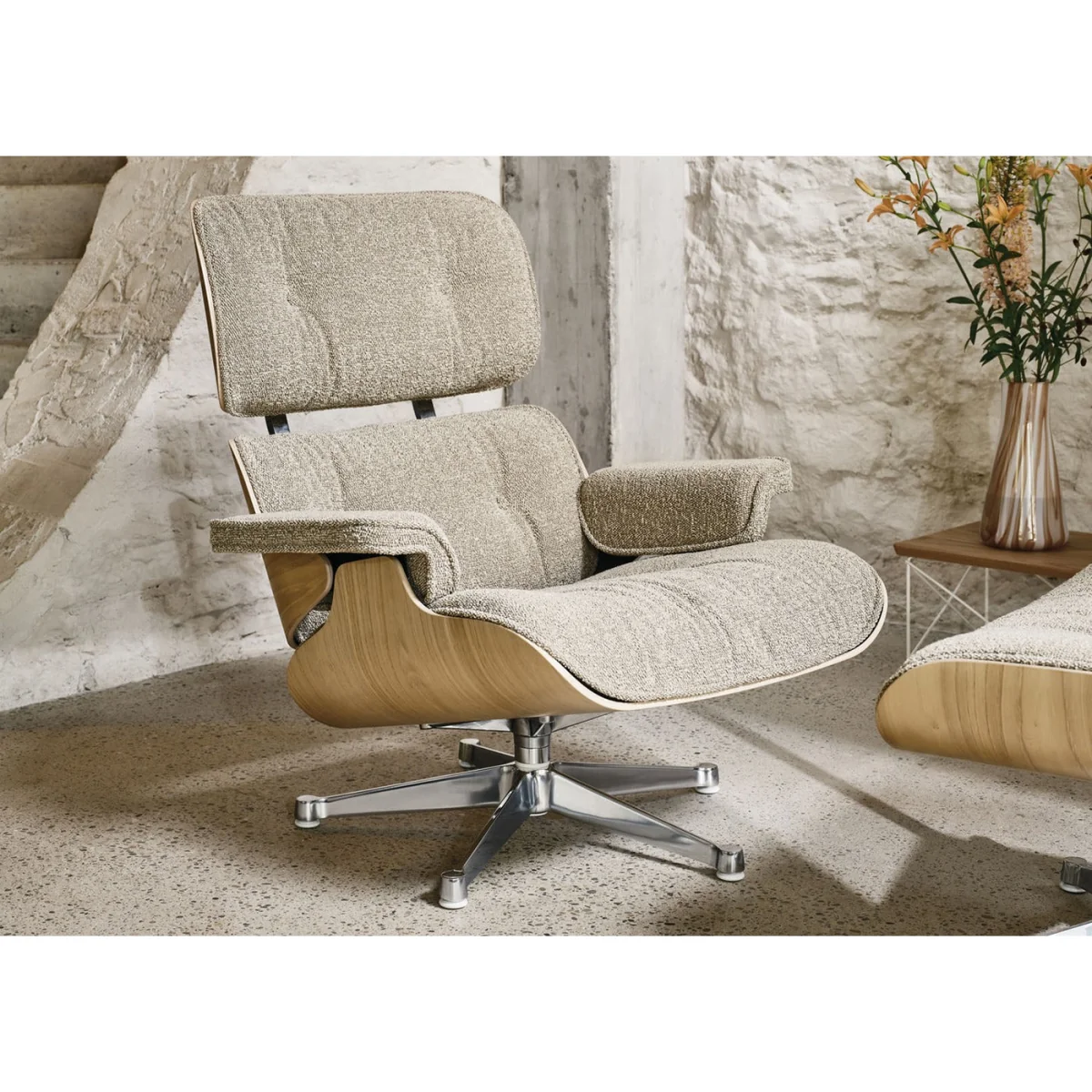 Vitra Eames Lounge Chair Santos Pal. Classic Calma 10 Dark Grey Polished/Black Base 04 – image 2