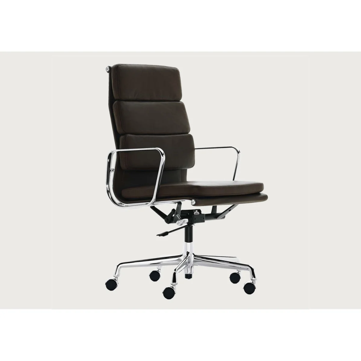 Heal's Eames Soft Pad Chair EA 219 – image 2