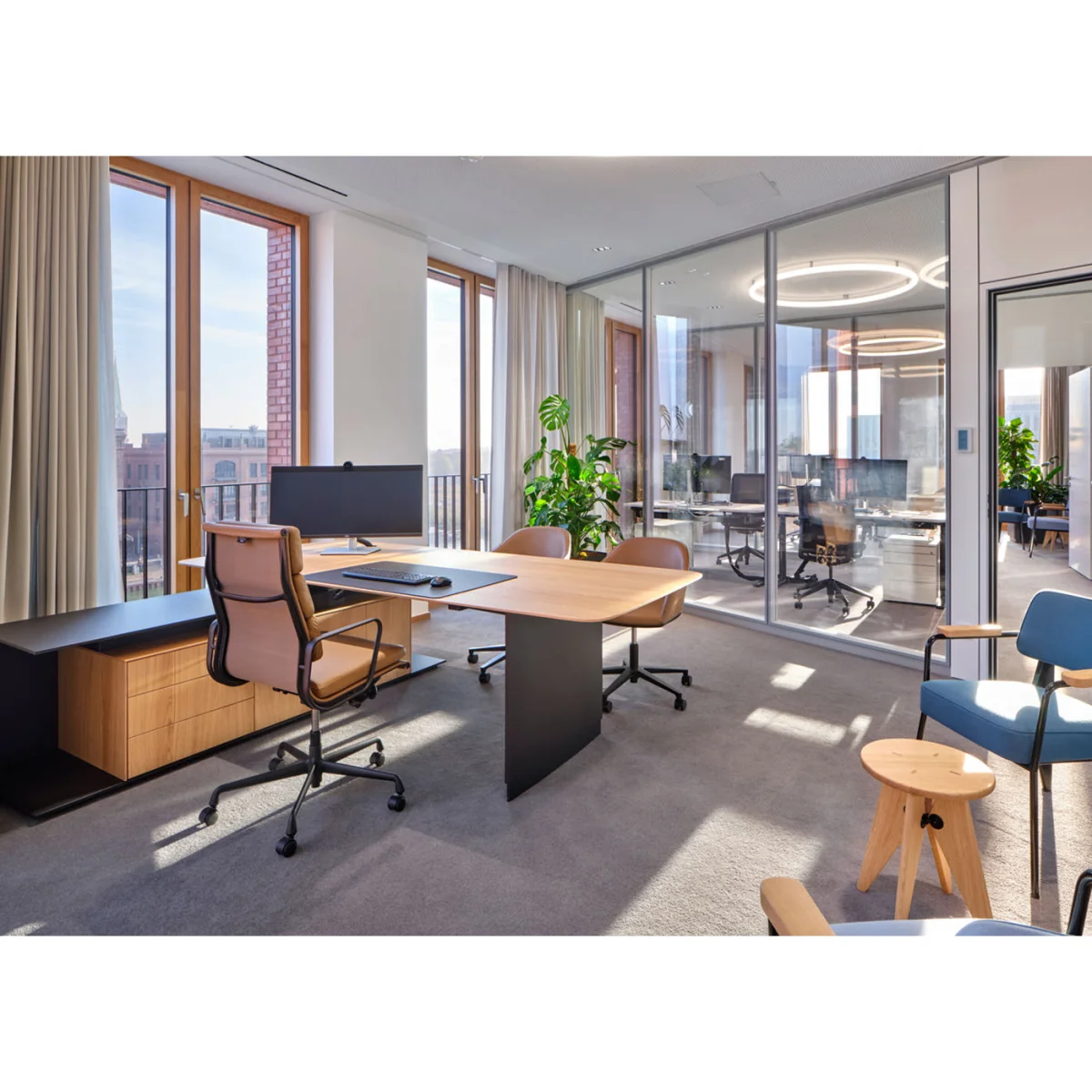 Heal's Eames Soft Pad Chair EA 219 – image 3