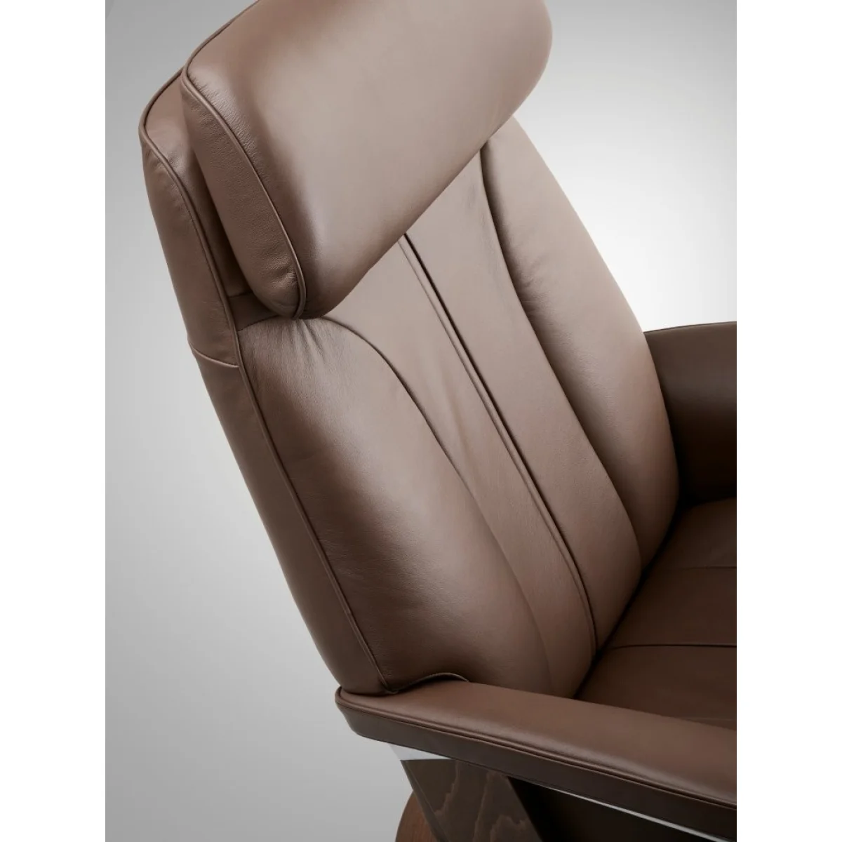 Stressless Paul Chair With Signature Base - Large - Fabric - With Footstool – image 4