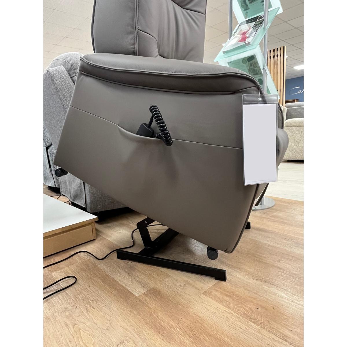 Himolla Solo Leather Lift and Rise Armchair 2 Motors - L18 Longlife Canyon Leather In Grey – image 6