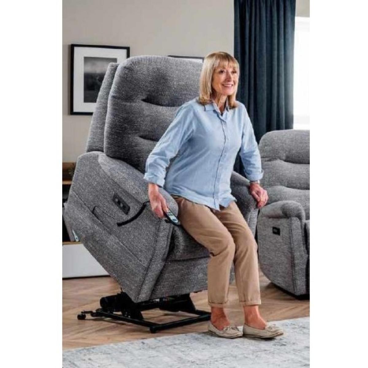 Celebrity Hollingwell Cloud Zero Riser Recliner Chair Zipspeed - Petite - Standard - Leather – image 13