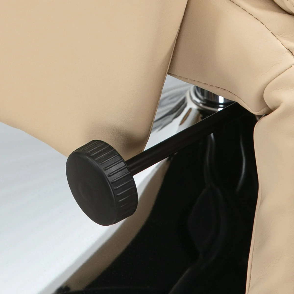 HOMCOM Adjustable Swivel Recliner with Footrest Padded Arms - Beige – image 2
