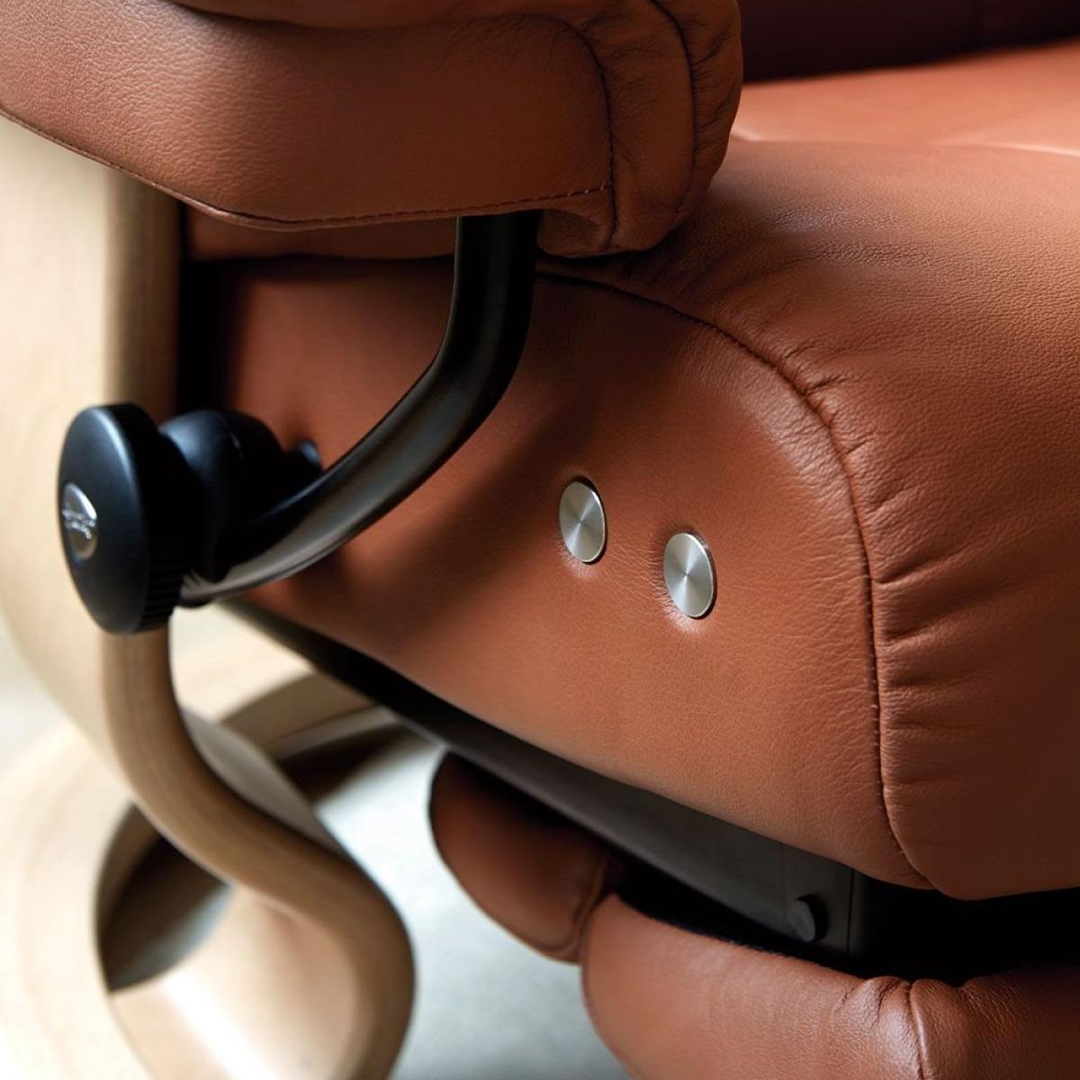 Stressless Mayfair Recliner With Classic Base and Footstool - Stressless Medium Mayfair Recliner With Classic Base Footstool in Fabric – image 4