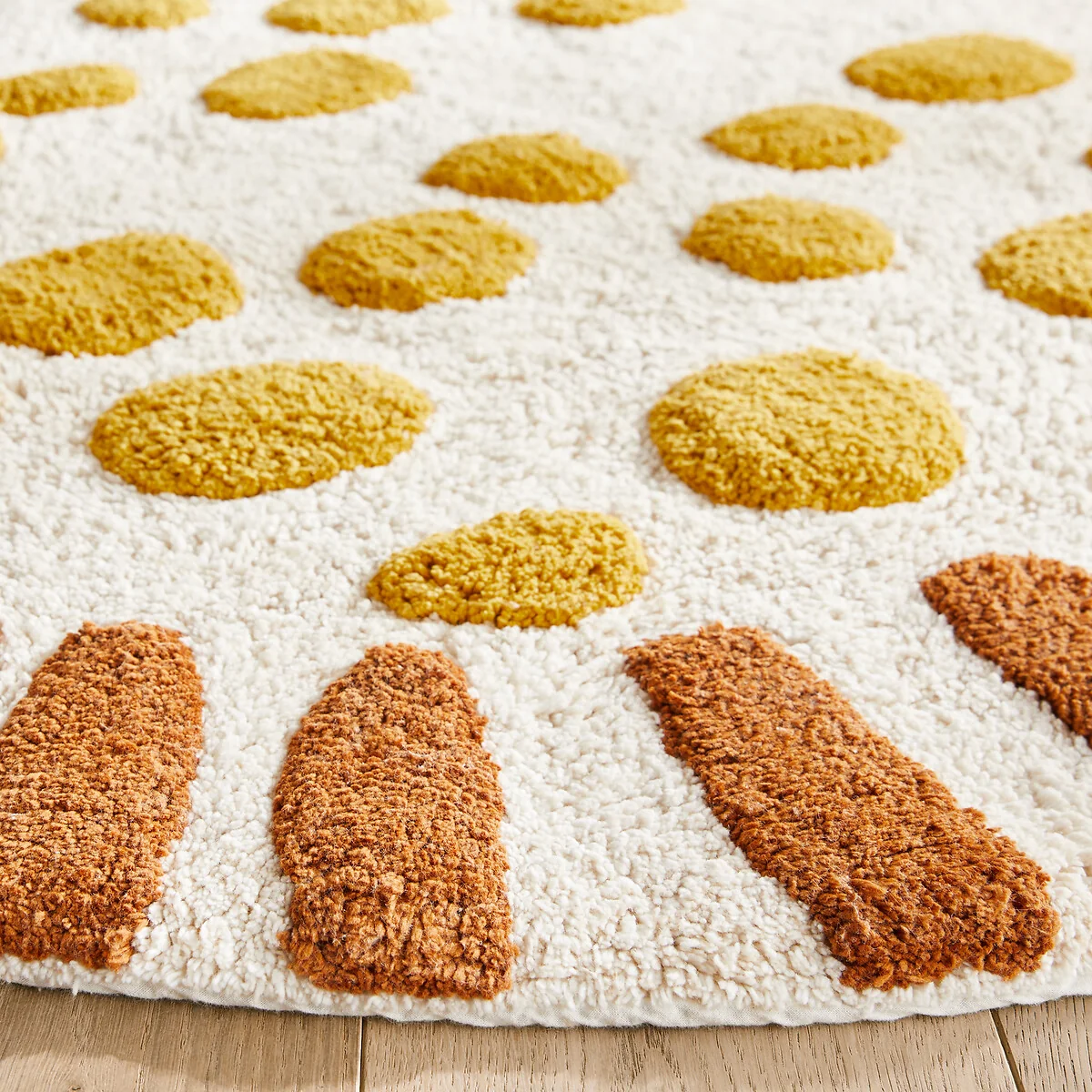 Aarav Round Organic Cotton Rug – image 3