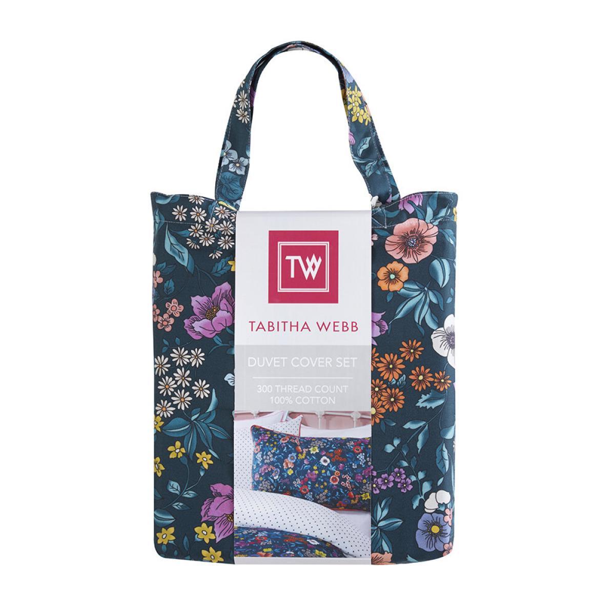 Tabitha Webb - Fine Line Floral Duvet Set - Single – image 4
