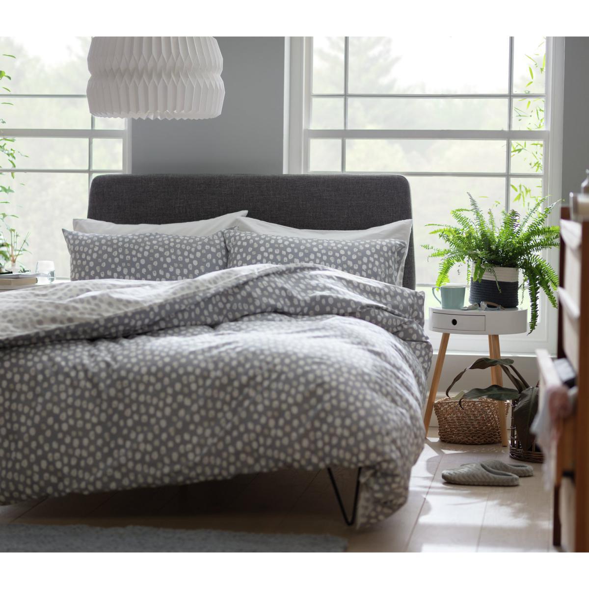 Habitat Coastline Spot Reversible Bedding Set - Single – image 5