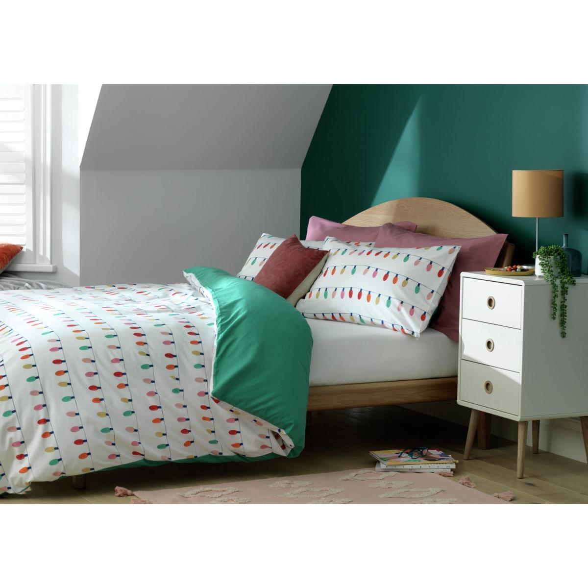 Habitat Christmas Lights Printed Bedding Set - Single – image 2