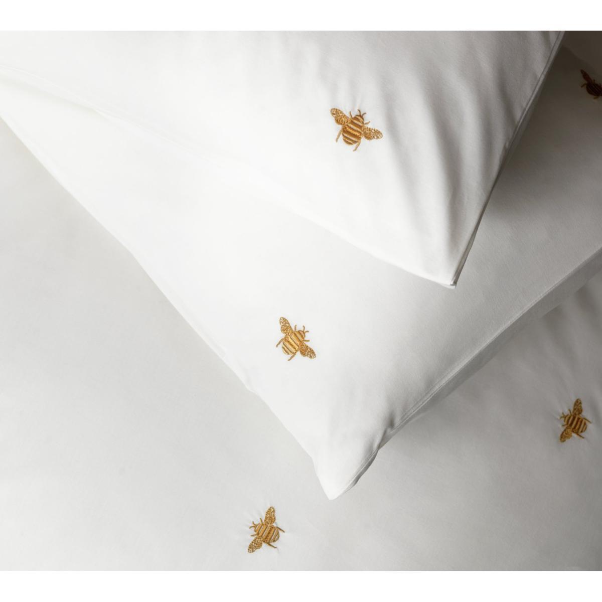 Habitat Gold Bee Embroidered White Bedding Set - Single – image 2