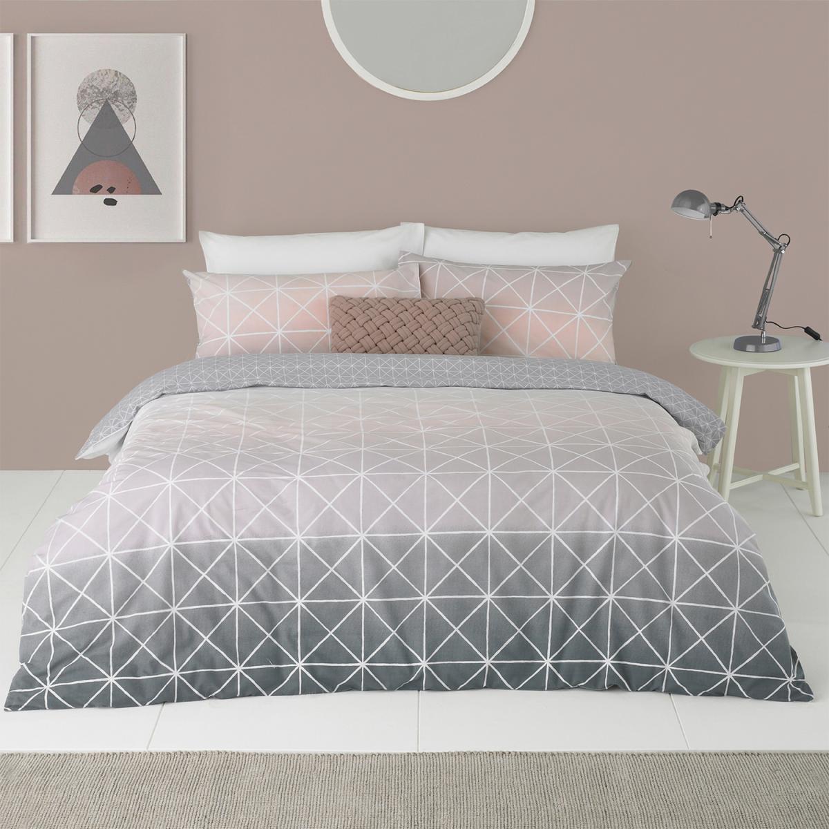 Geometric Gradient Duvet Cover Set - Multi / Single – image 2