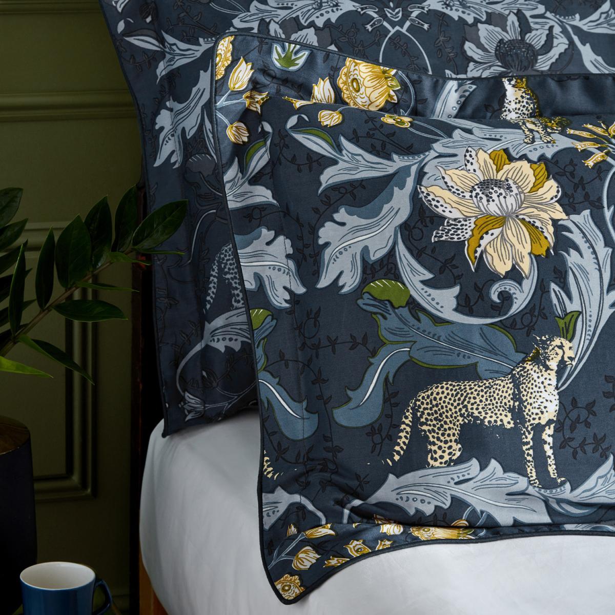 Cheetah Floral Duvet Cover Set - Single – image 4