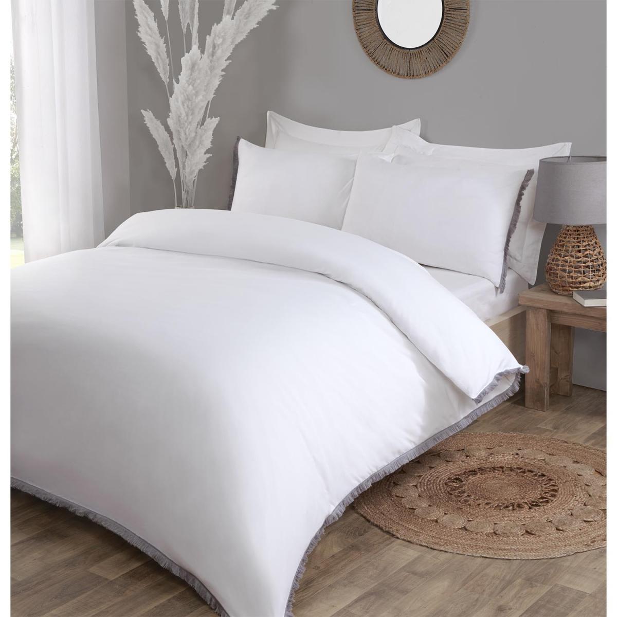 My Home Bohemia Tassel Duvet Cover and Pillowcase Set - White / Single – image 2