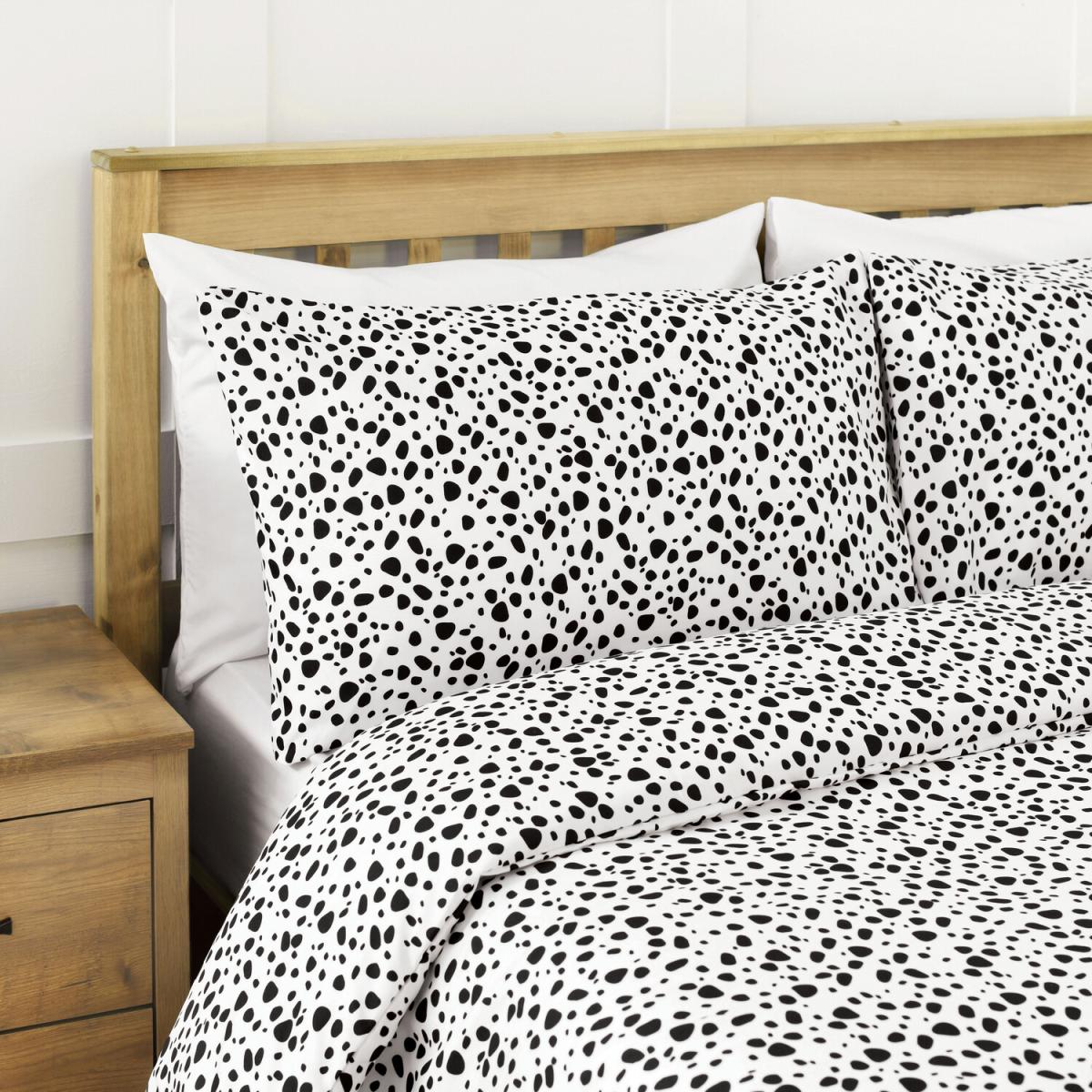Dottie Duvet Cover and Pillowcase Set - Monochrome / Single – image 4