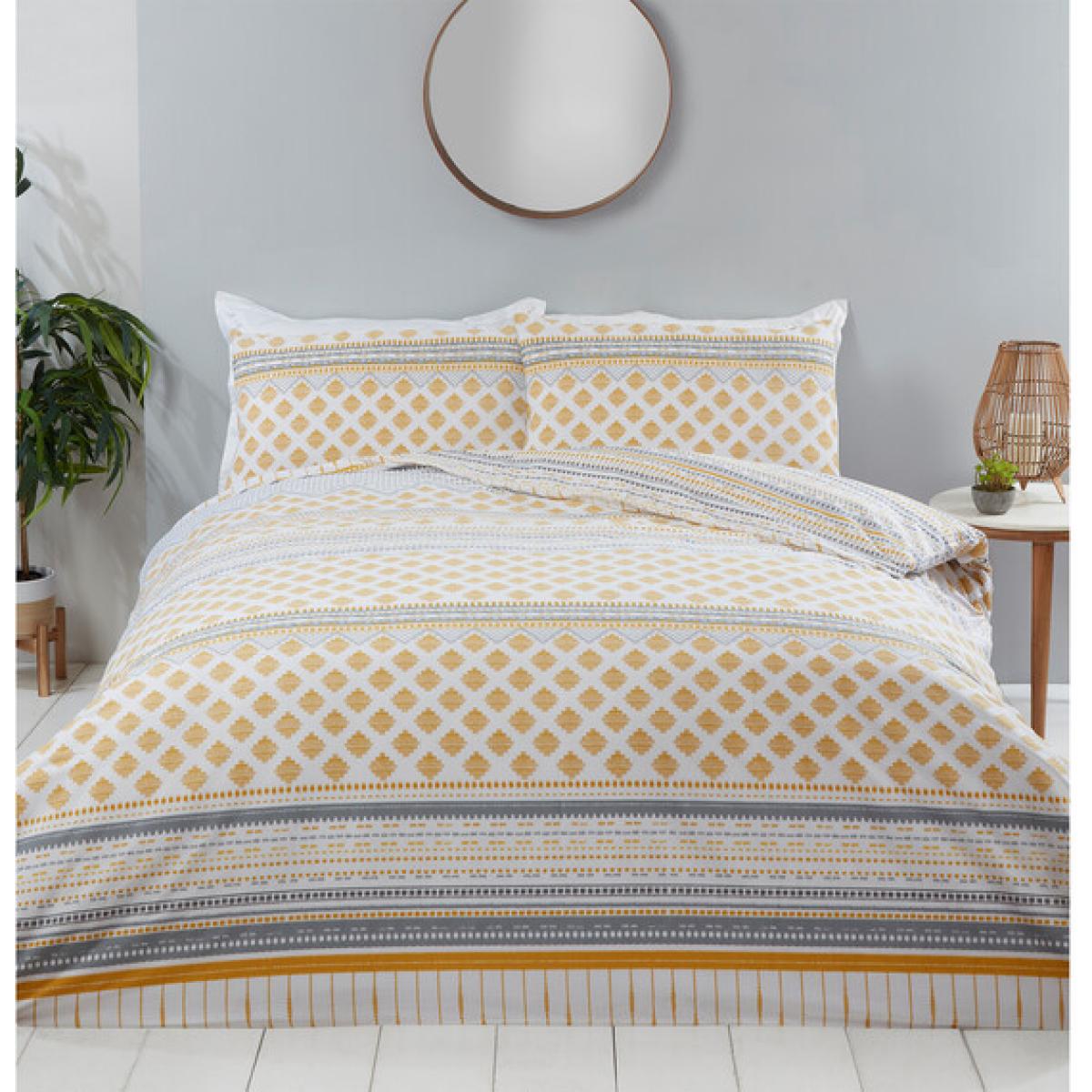 Samara Tribal Duvet Cover and Pillowcase Set - Ochre / Single – image 1