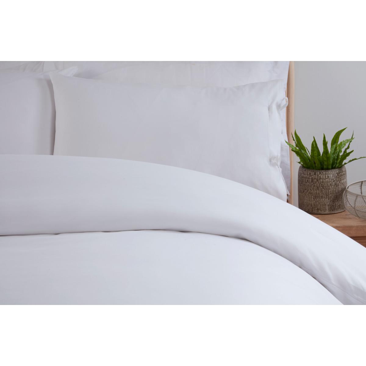 My Home Moda Tied Duvet Cover and Pillowcase Set  - White / Single – image 3