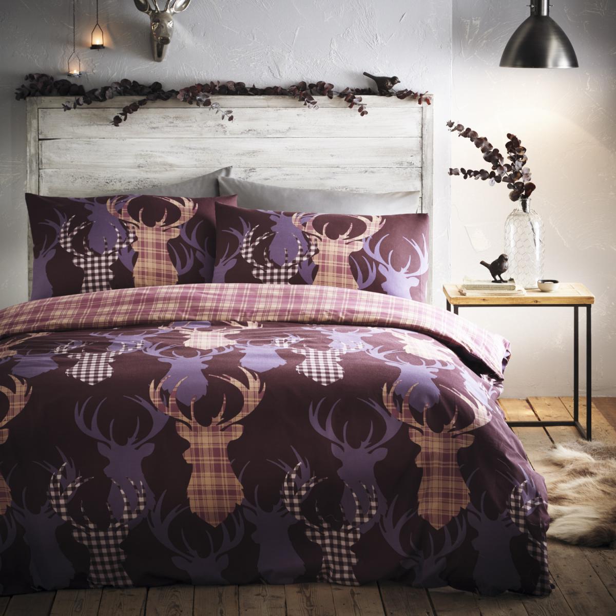 Tartan Stag Duvet Set - Plum / Single – image 1