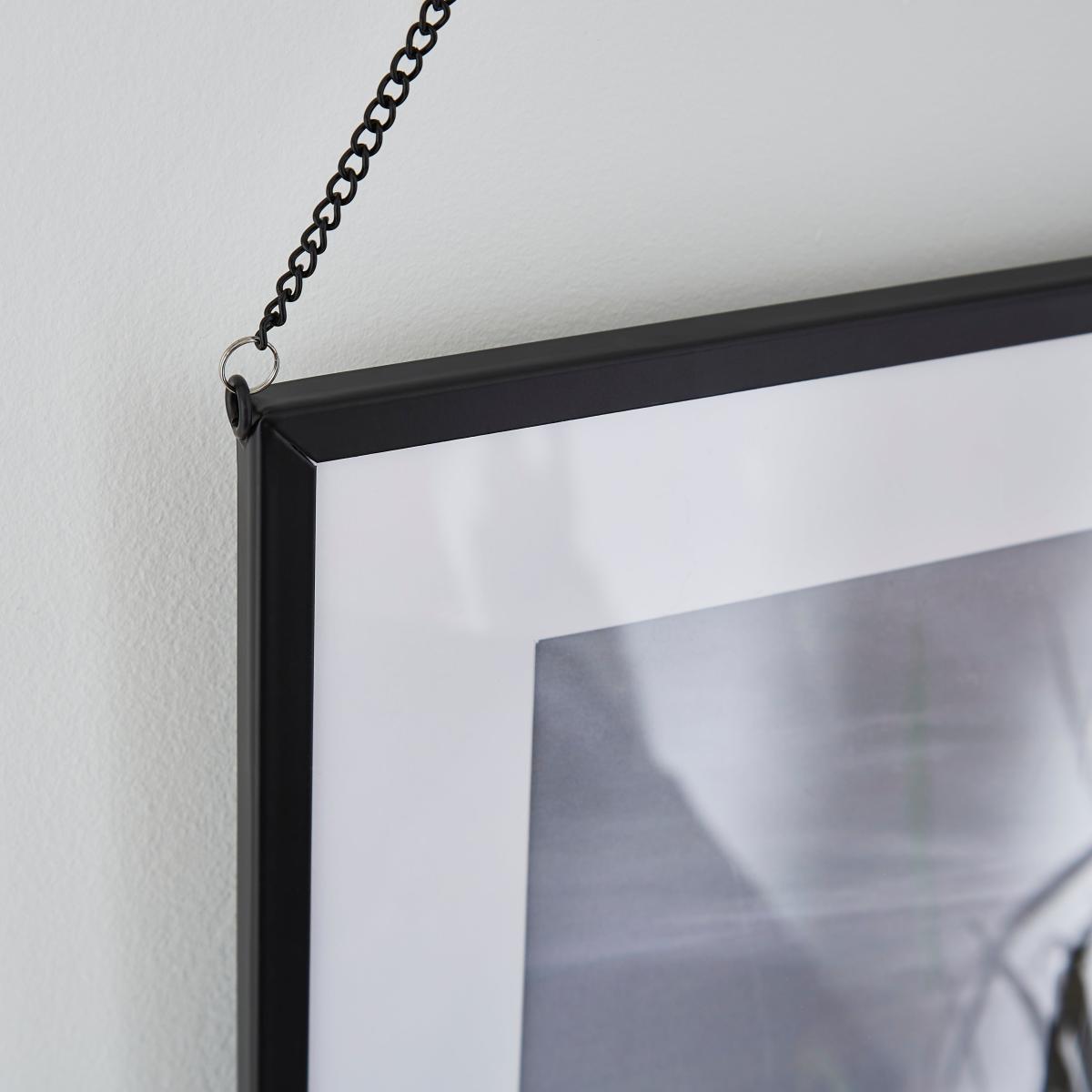 Black Hanging Chain Photo Frame 16x12 Black – image 2