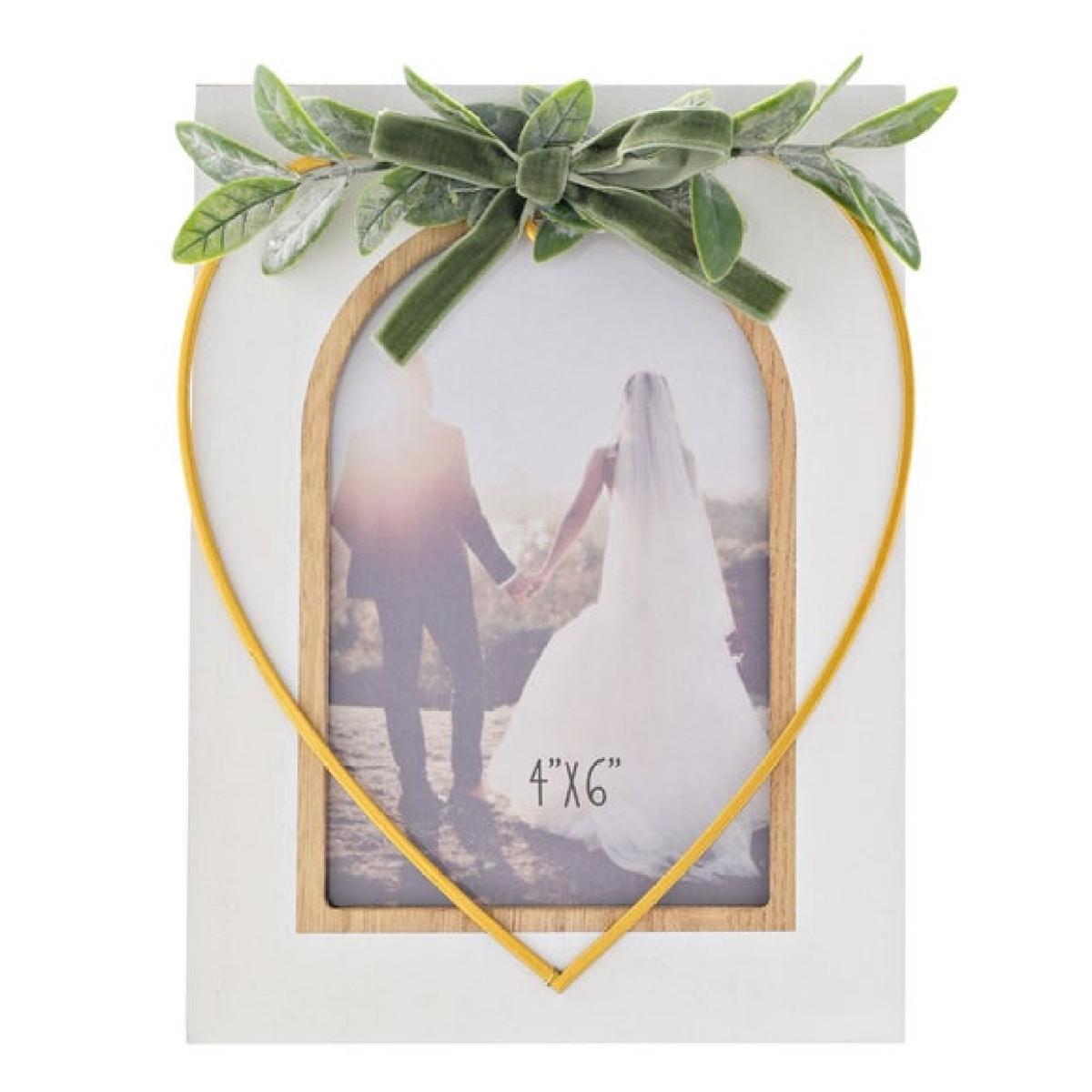 Love Story Gold Heart Photo Frame – image 2
