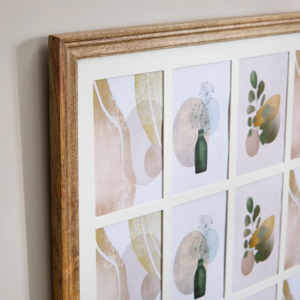 Mango Wood 16 Aperture Multi Photo Frame – image 3