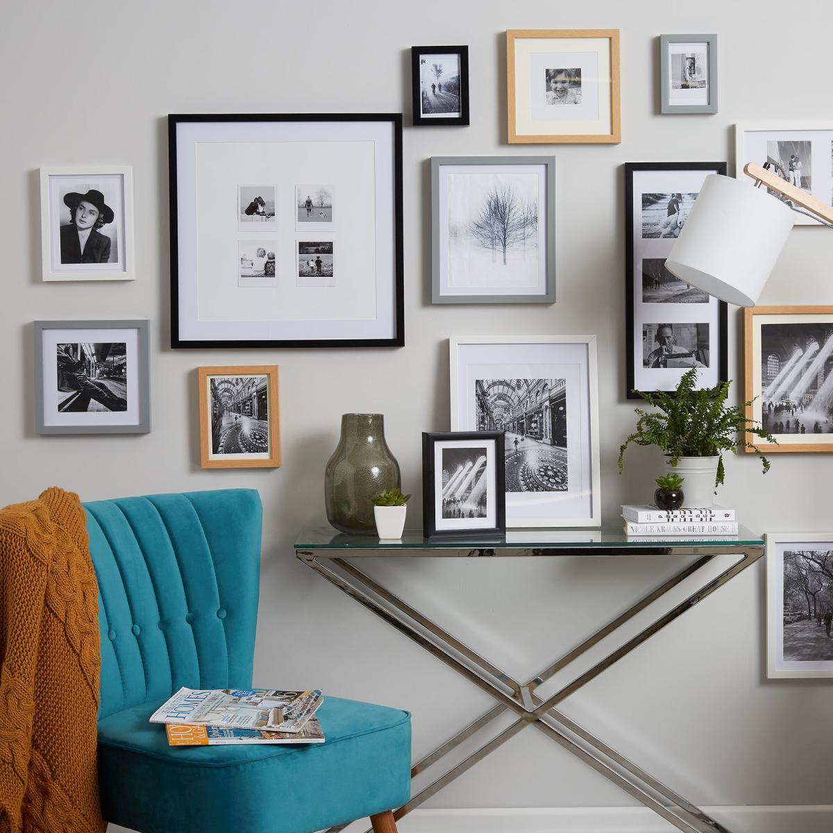 Essentials Photo Frame 10" x 8" (25cm x 20cm) Black – image 6