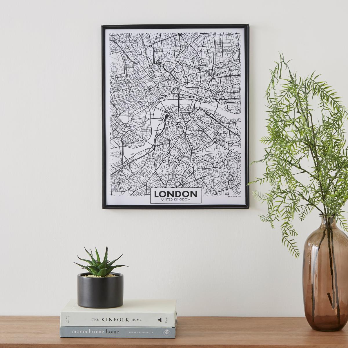 London Photo Frame 20x16 Black – image 1